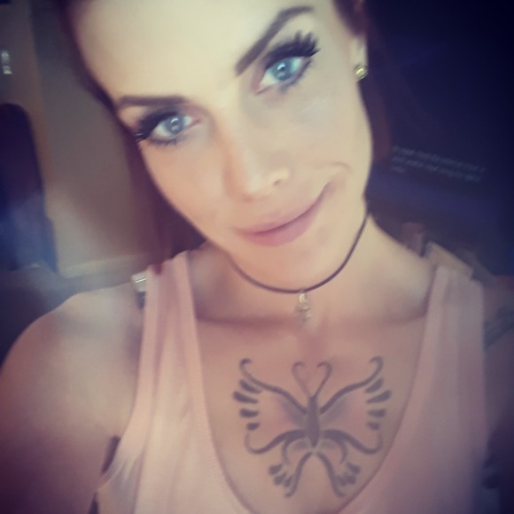 Meet your Posher, Alaina - Picture 1 of 1